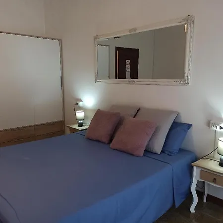 Bed & Breakfast La Pavoncella Blu *